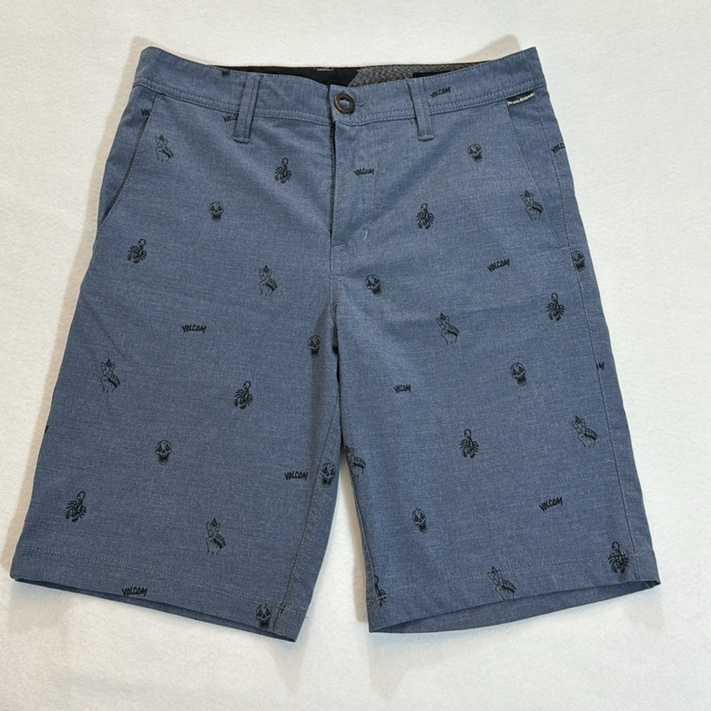 Volcom Shorts Size 28,